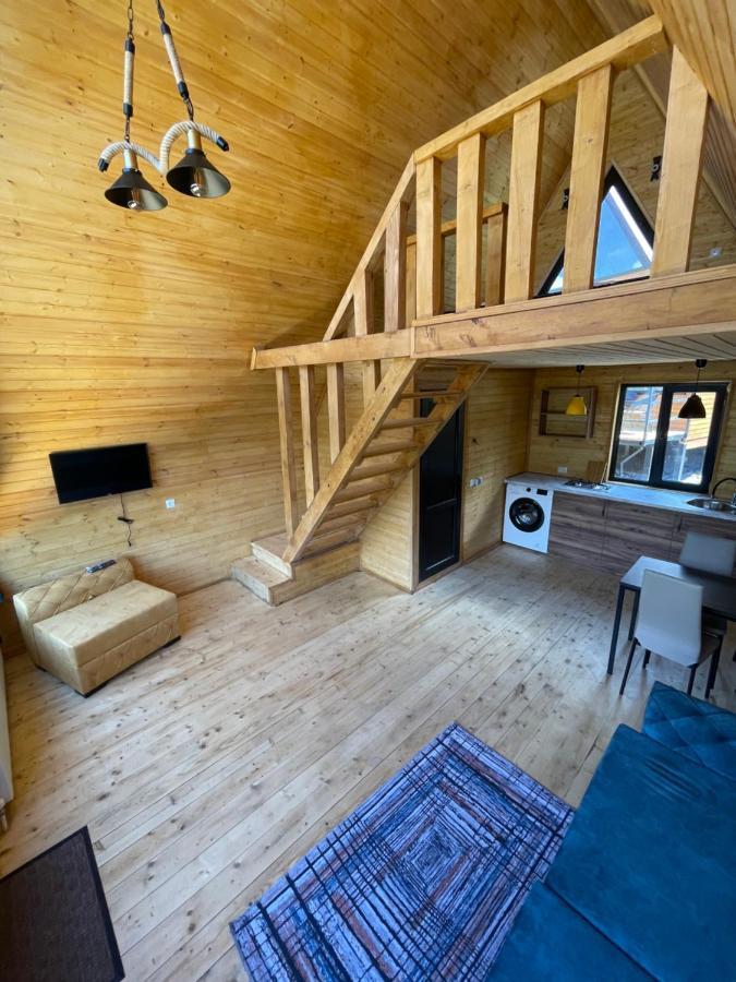 קזבגי Guesthouse Elli & Cottages מראה חיצוני תמונה