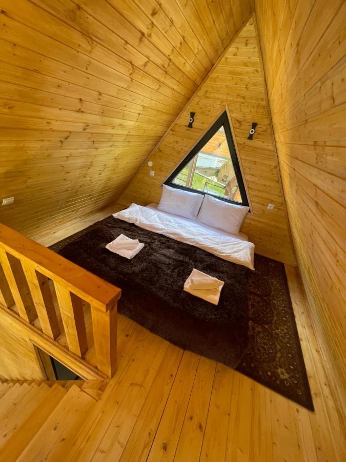 קזבגי Guesthouse Elli & Cottages מראה חיצוני תמונה