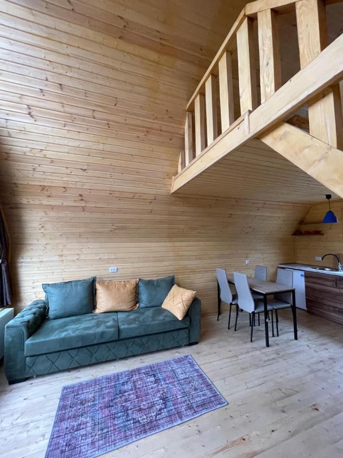 קזבגי Guesthouse Elli & Cottages מראה חיצוני תמונה